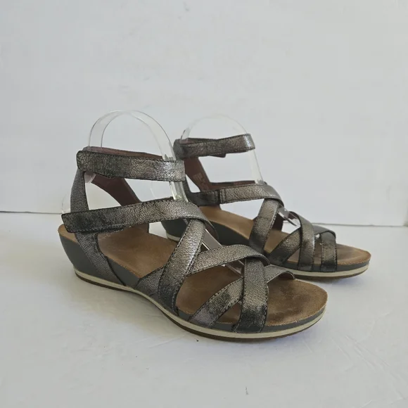 Dansko Veruca Metallic Silver Sandals Size 39 US 8.5 - Picture 2 of 13